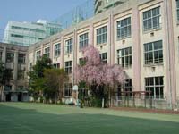 窪町小学校