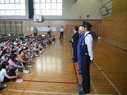 警察の方から話を聞きました