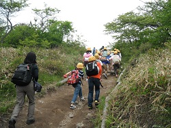 飯盛山へ山登り