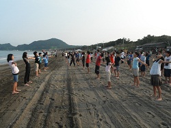 朝は元気よくラジオ体操! 朝は元気よくラジオ体操!