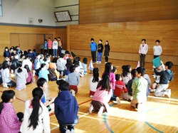 同時に聞き取るのは意外に難しい