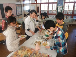 とても豪華なバイキング給食でした