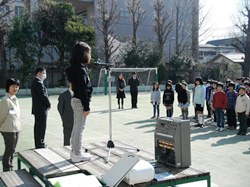 全校のどの子も立派な態度で修了式に参加できました