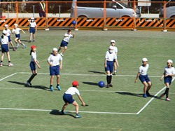 ボールをよく見て動くことが大切