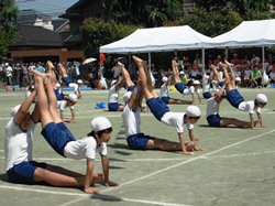 技の一つ一つに心を込めて演技します