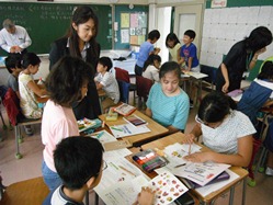 5年・・・社会「チャレンジ!お菓子の株式会社」(日本証券業協会出前授業)