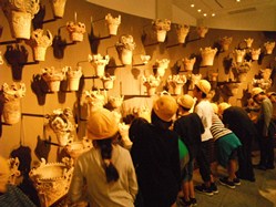 縄文時代の火焔式土器をじっくり見ました