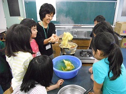 きれいなレモン色でびっくり!!