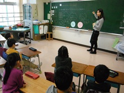 2年学級活動「『さわやかさん』になって話そう」・・・自分と相手を大切にするアサーションの学習です