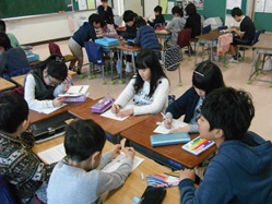 似顔絵が描けたら、感謝の気持ちを作文で表します