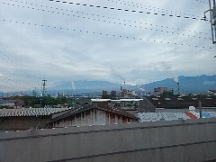 富士山はすそ野しか見えません